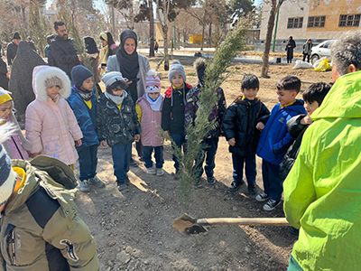 آموزش درختکاری به کودکان